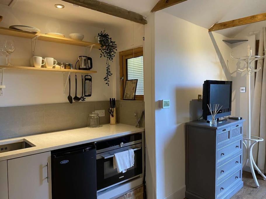 Watlington  Cosy 1 Bedroom Country Lodge With Free Parking מראה חיצוני תמונה